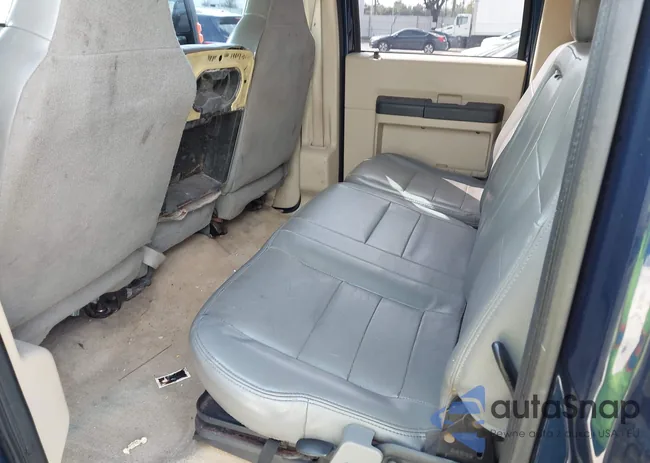 1FTSW21R18ED61641: 40793349