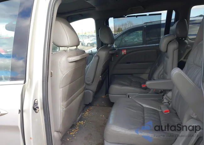 5FNRL38968B043161: 40795146