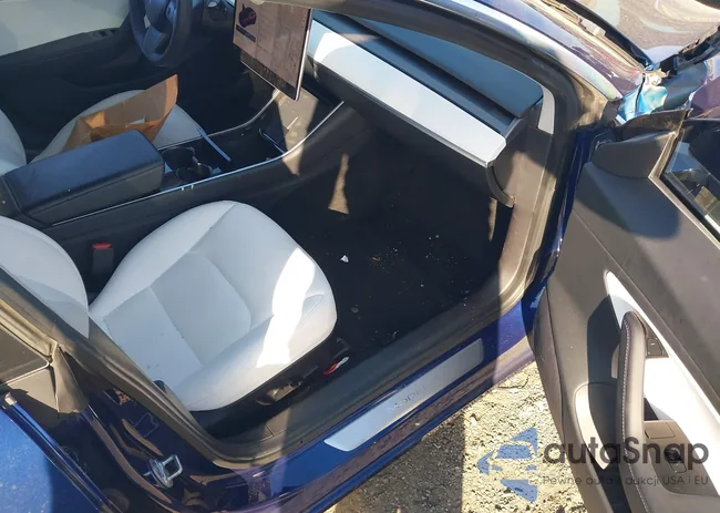 5YJ3E1EA1LF793188: 40796126