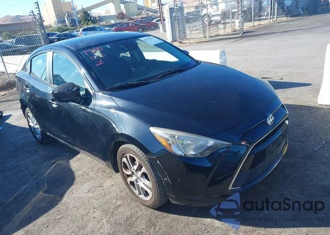 3MYDLBZVXGY133644: 40796251