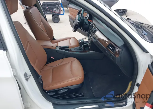 WBAPH7G58BNN07149: 40796994