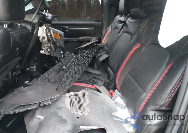 1C6SRFU99NN376997: 40797578