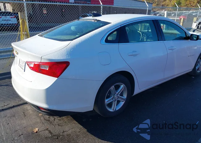 1G1ZC5ST8LF026682: 40797655