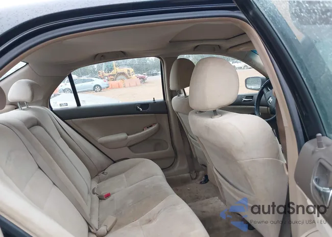 1HGCM56774A162177: 40800652