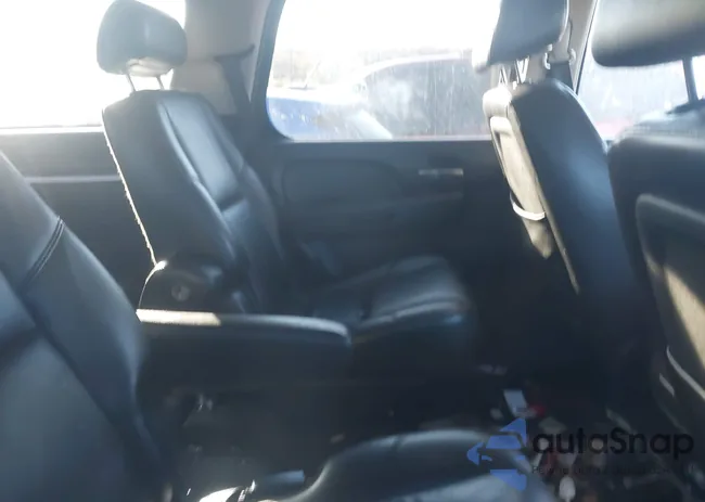 1GNFC33069R270395: 40803344