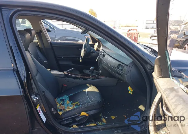 WBAVA37577NL14678: 40802710