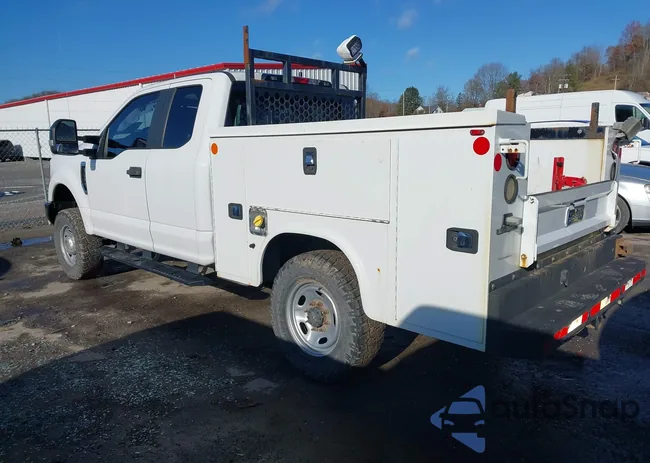 1FT7X2B67HEC58280: 40805393