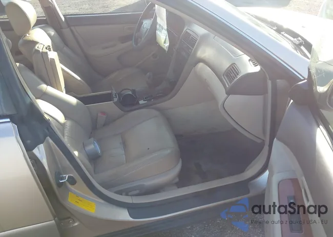 JT8BF28GXX0196851: 40804520