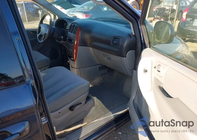 2A4GP44R67R325580: 40810636