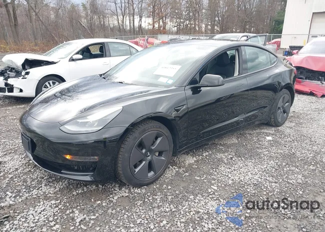 5YJ3E1EB6MF055901: 40812955