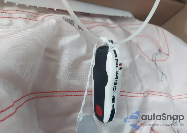 WP1AA2A21JKA00784: 40813121