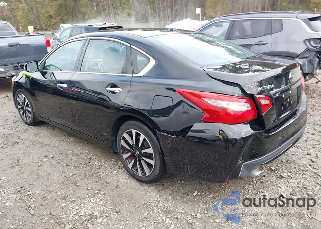 1N4AL3AP4JC141460: 40813343