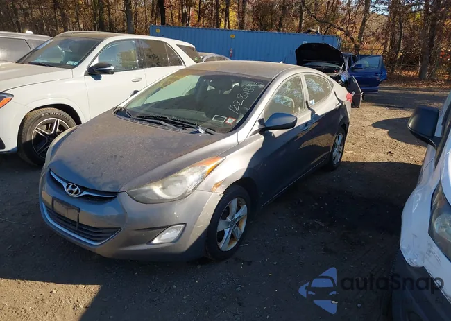 5NPDH4AE4CH062827: 40815857