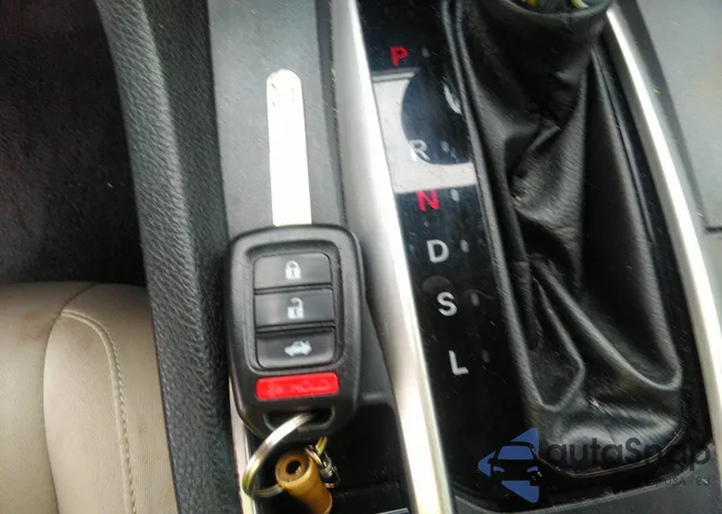 19XFC2F65KE033174: 40816234