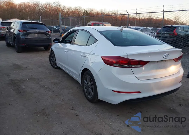 5NPD84LF9JH375780: 40815536