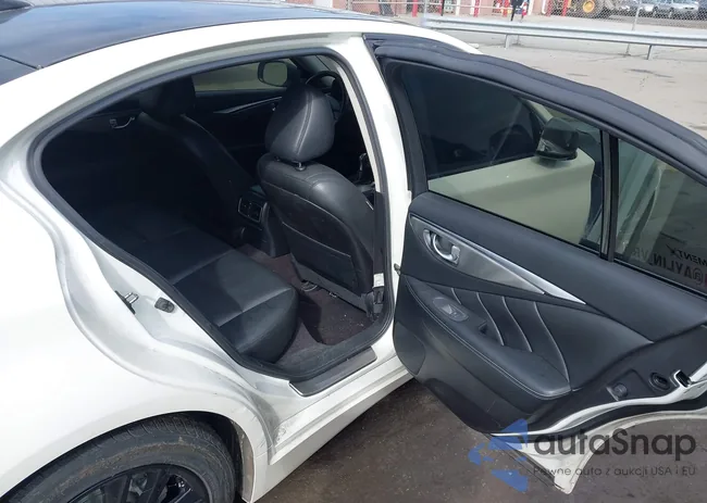 JN1EV7AR3HM835630: 40815729