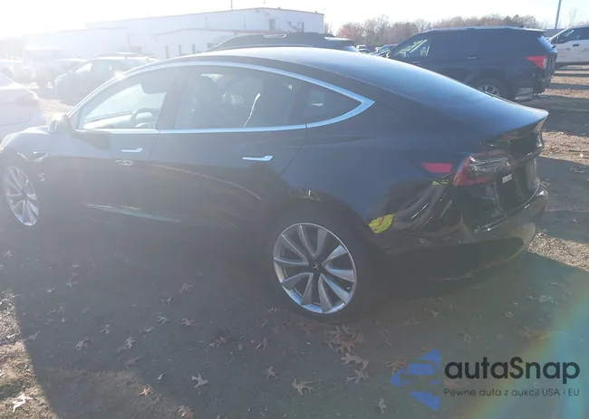 5YJ3E1EB3JF109358: 40821892