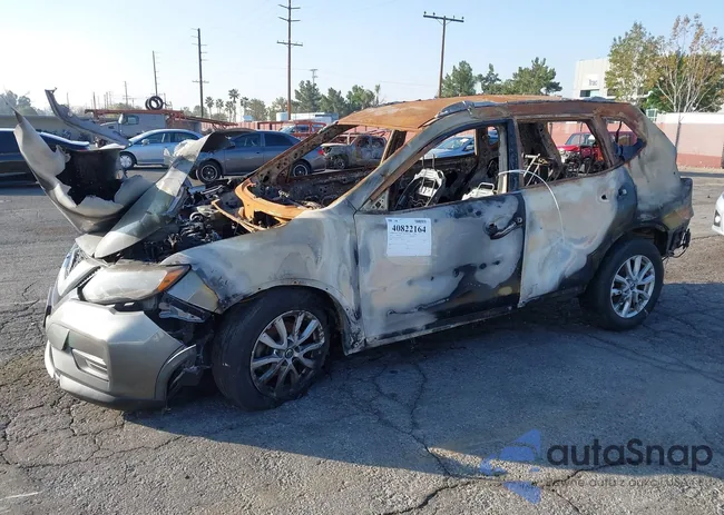 KNMAT2MT2KP546546: 40822164