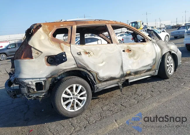 KNMAT2MT2KP546546: 40822164