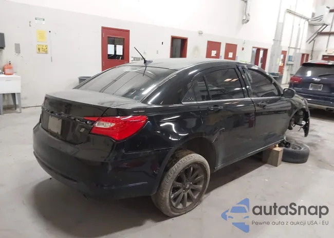 1C3CCBBG7DN700119: 40824357