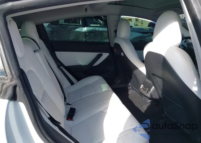 5YJ3E1EA1LF805212: 40823660