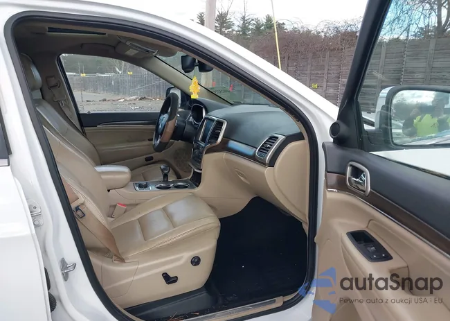 1C4RJFBG0EC111588: 40825273