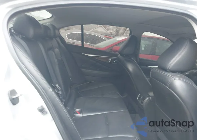 JN1BV7AR0EM684793: 40828323