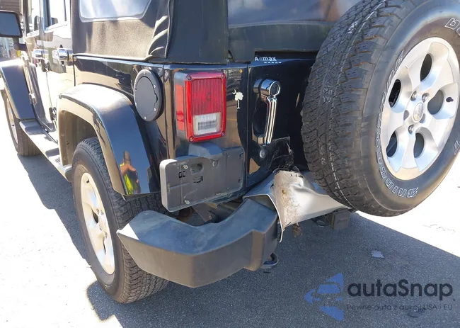 1C4BJWEG5FL734770: 40828324