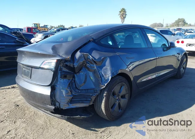 5YJ3E1EA3PF680722: 40829182