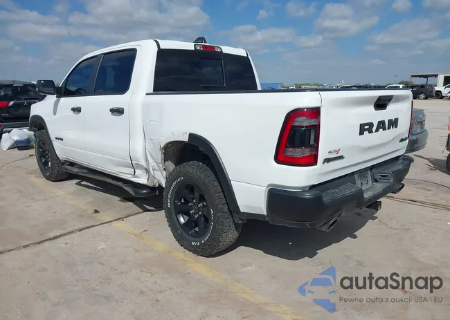 1C6SRFLM1NN363182: 40831189