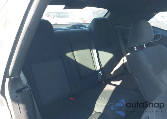 2C3CDZAG5KH667862: 40831406