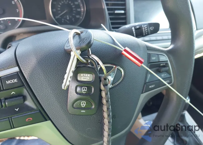 KMHD84LF6HU067008: 40833930