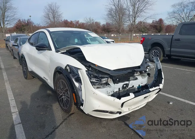 3FMTK3SU8RMA13965: 40835947