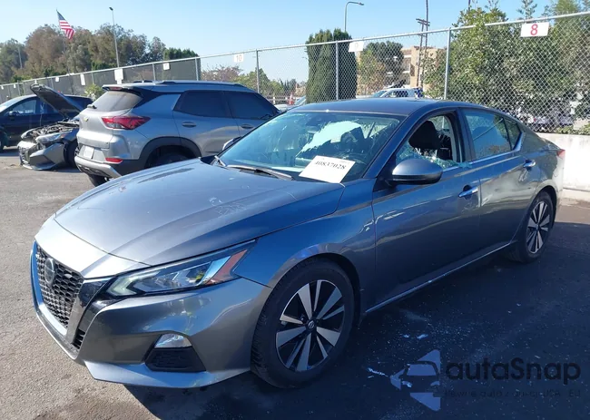 1N4BL4DV0NN324353: 40837028