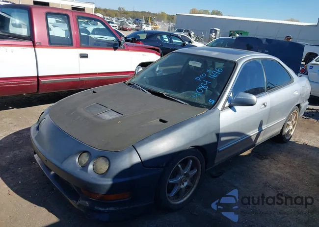 JH4DB76611S001520: 40841696