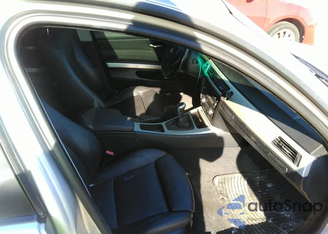 WBAVC93508KZ73403: 40844764