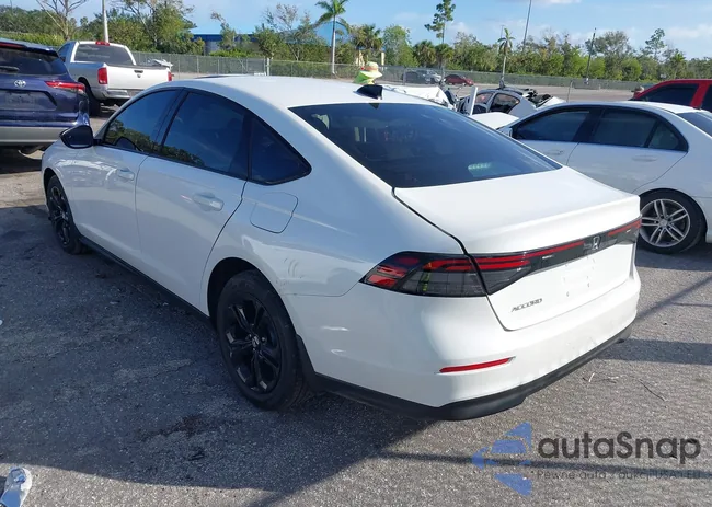 1HGCY1F47SA005555: 40845942