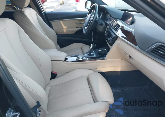 WBA8E1C33HA158626: 40848881