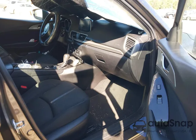 3MZBN1U71JM193827: 40850999