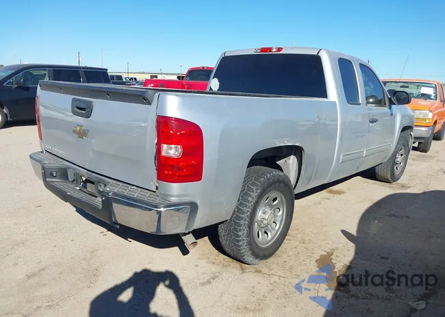 1GCRCREA1CZ135556: 40853909