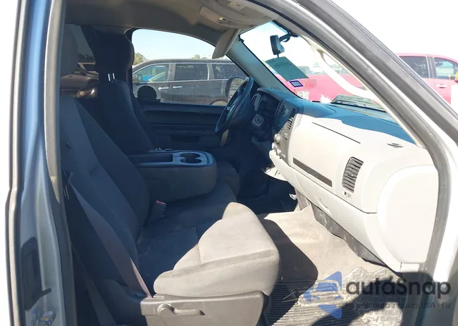 1GCRCREA1CZ135556: 40853909