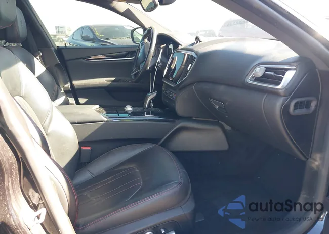 ZAM57YSA3M1365483: 40857066