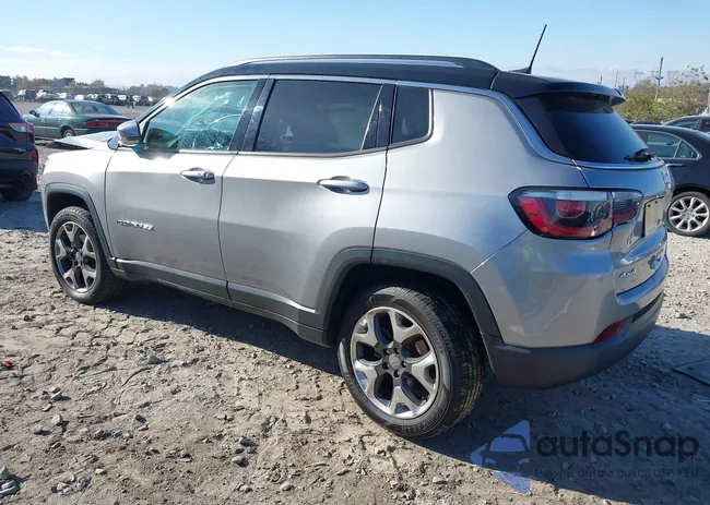 3C4NJDCB8JT246385: 40858204