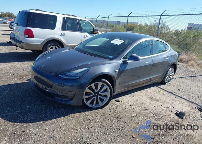 5YJ3E1EA6JF020066: 40860711