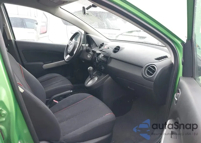 JM1DE1LZ3C0136517: 40862497