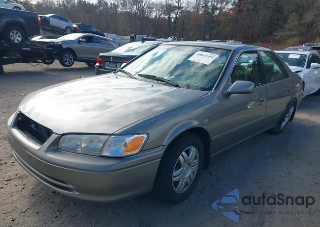 4T1BG22K51U032141: 40863659