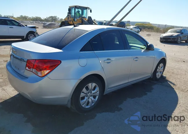 1G1PC5SH0C7368446: 40865681