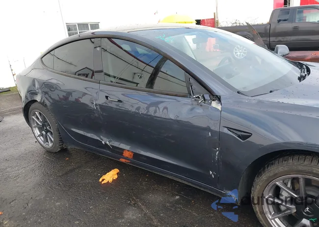 5YJ3E1EB8MF065572: 40867213