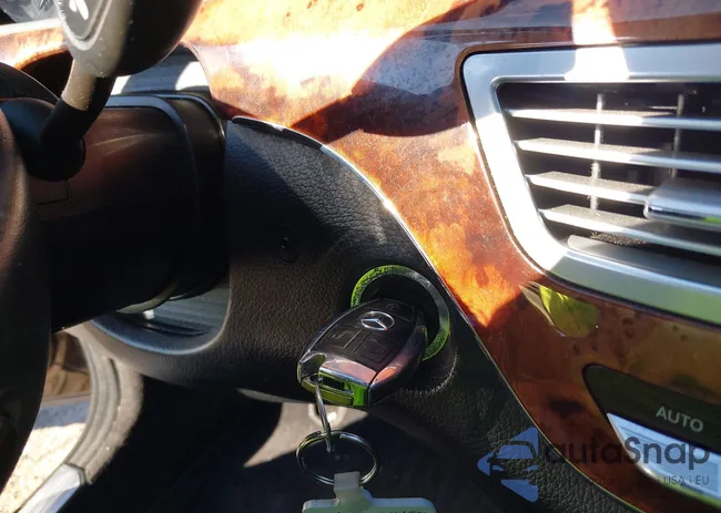 WDDNG71X27A044145: 40867284