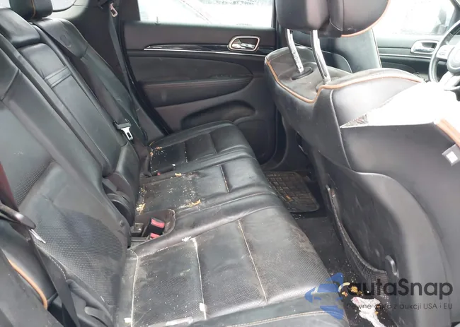 1C4RJECG8DC605592: 40867857